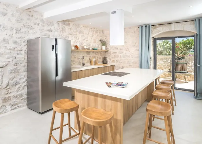 Casa M Hvar *